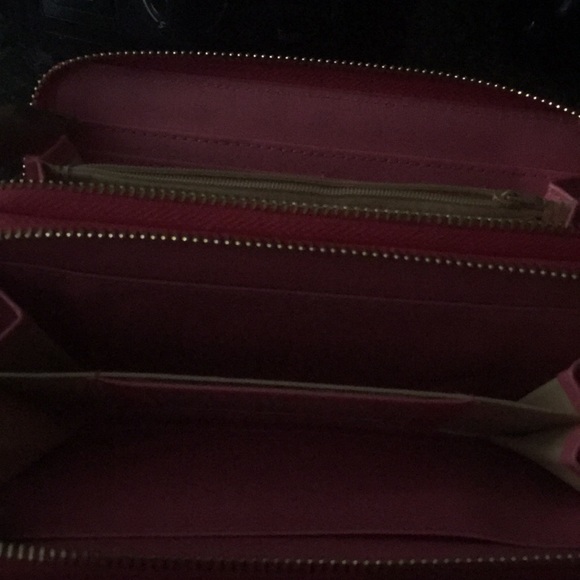 Wallet - Picture 3 of 3